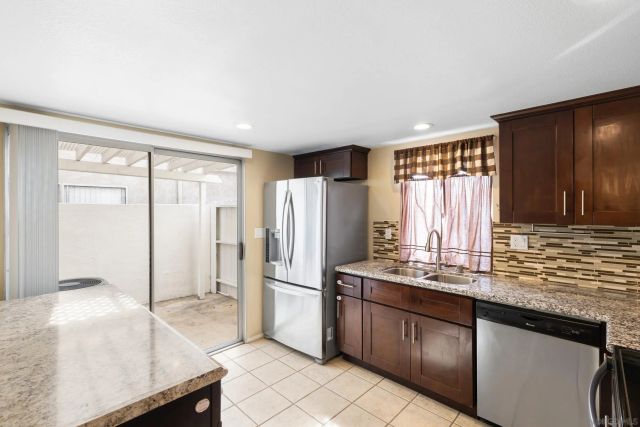 4532 Dawson Ave 4, San Diego, CA 92115