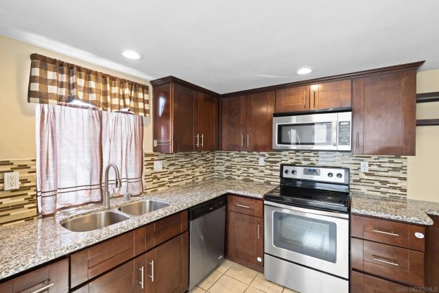 4532 Dawson Ave 4, San Diego, CA 92115