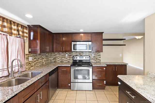 4532 Dawson Ave 4, San Diego, CA 92115