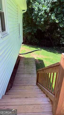 88 Hollyberry Court, Dallas, GA 30157