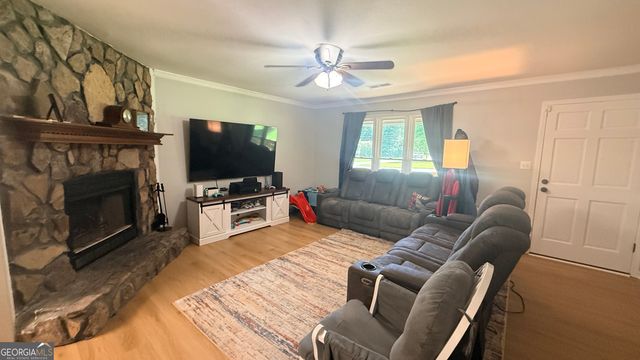 88 Hollyberry Court, Dallas, GA 30157