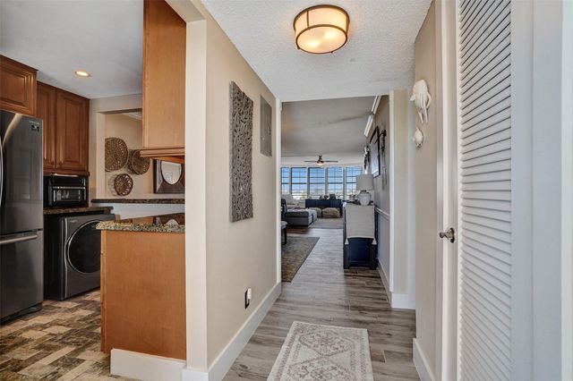 3051 NE 48th St 509, Fort Lauderdale, FL 33308