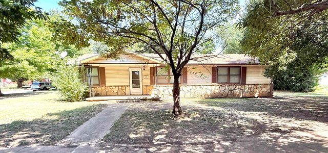 503 E Main, Anthony, KS 67003