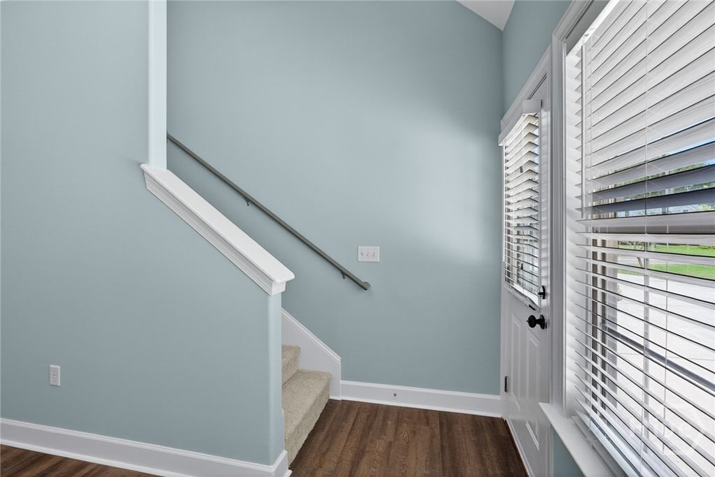 Image 15 of property listing at 212 Rosehill Drive E, Rincon, GA 31326