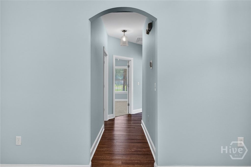 Image 18 of property listing at 212 Rosehill Drive E, Rincon, GA 31326