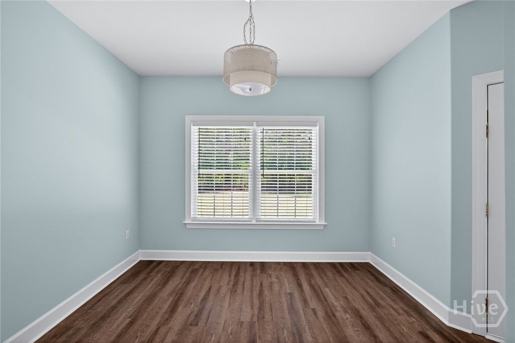 Image 8 of property listing at 212 Rosehill Drive E, Rincon, GA 31326