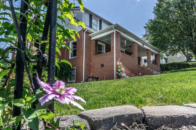 205 Sevier Avenue, Greeneville, TN 37745