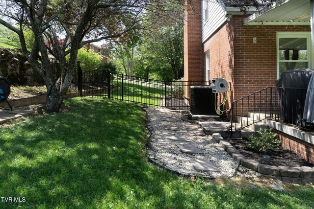 205 Sevier Avenue, Greeneville, TN 37745