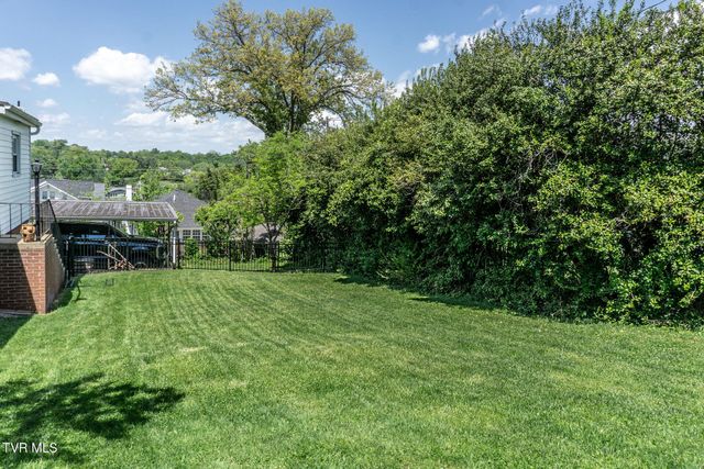 205 Sevier Avenue, Greeneville, TN 37745