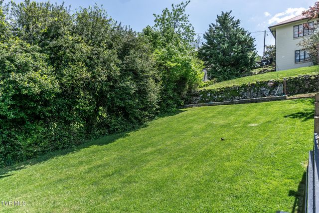 205 Sevier Avenue, Greeneville, TN 37745