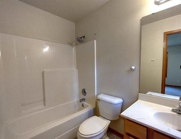 152 Columbia Street, Poplar Grove, IL 61065