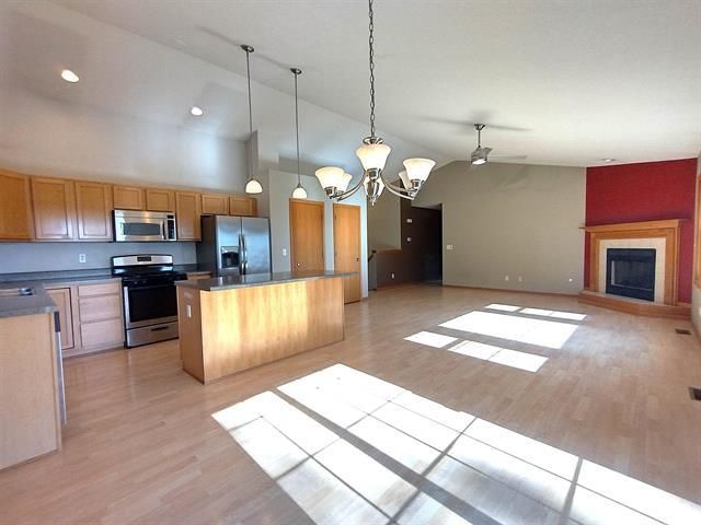 152 Columbia Street, Poplar Grove, IL 61065