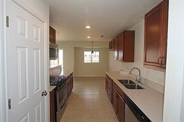 829 Sunshine Lane, Grapevine, TX 76051