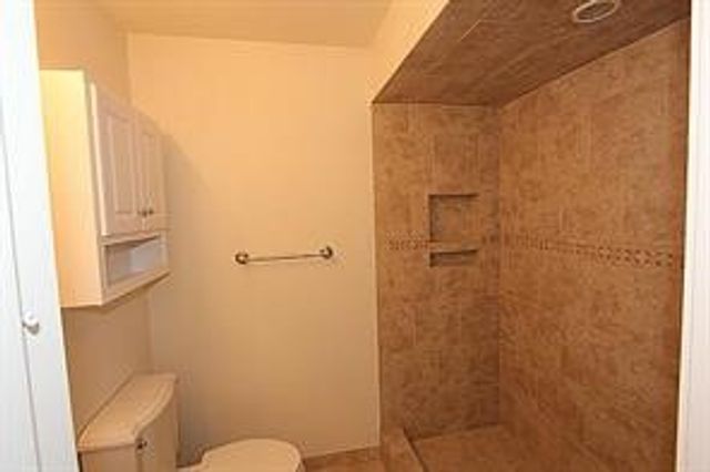 829 Sunshine Lane, Grapevine, TX 76051