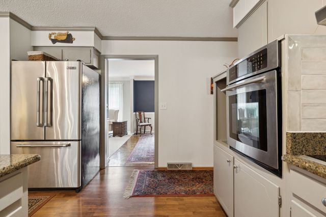 6601 Harcourt Cir, Nashville, TN 37205