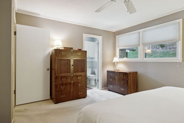 6601 Harcourt Cir, Nashville, TN 37205