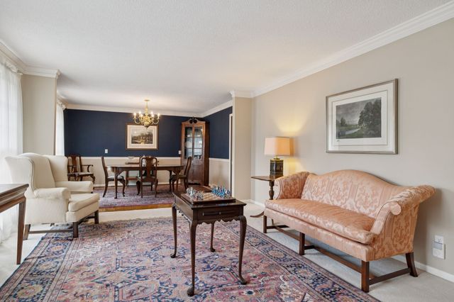 6601 Harcourt Cir, Nashville, TN 37205