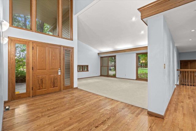 1525 S WEIMAR STREET, Appleton, WI 54915
