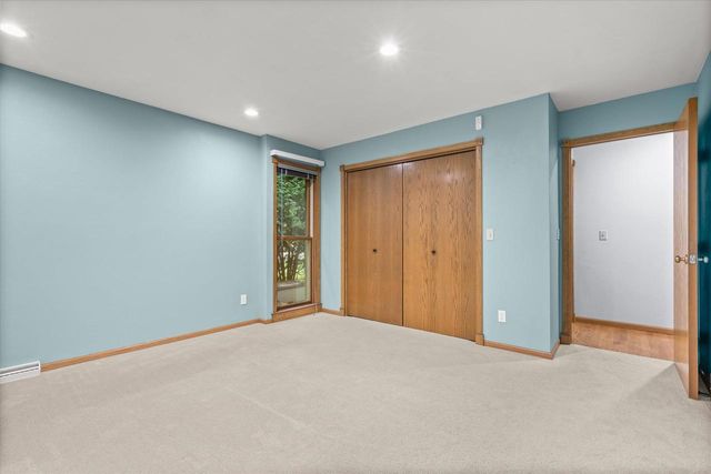 1525 S WEIMAR STREET, Appleton, WI 54915