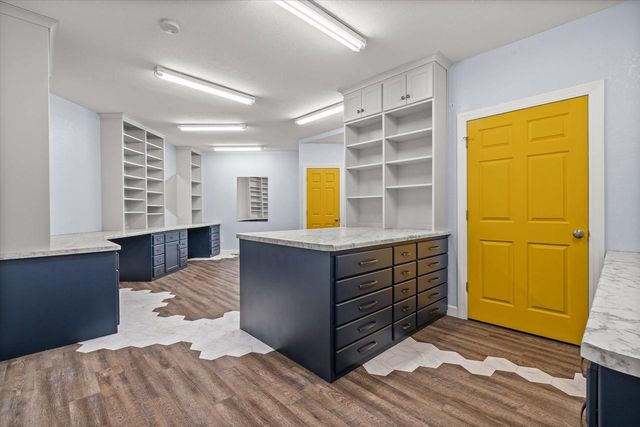 1525 S WEIMAR STREET, Appleton, WI 54915