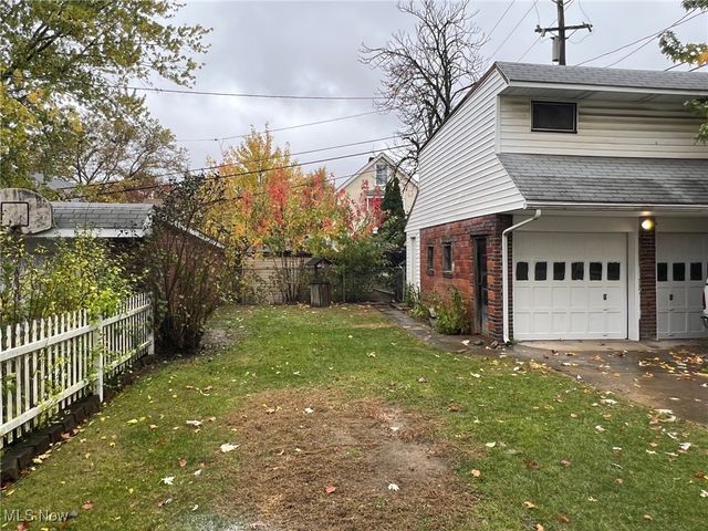 4740 Burleigh Road, Garfield Heights, OH 44125