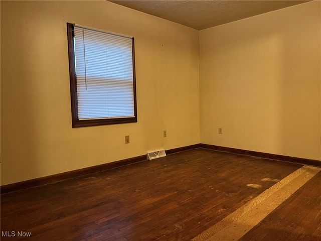 4740 Burleigh Road, Garfield Heights, OH 44125