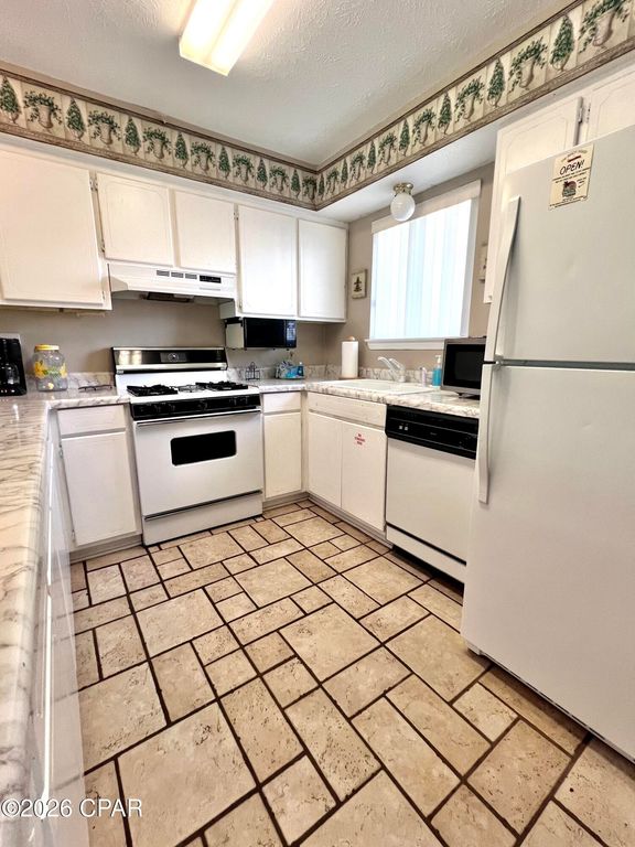 Image 11 of property listing at 130 Linda Marie Lane, Panama City Beach, FL 32407