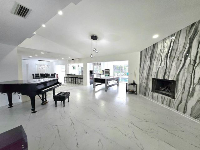 12231 Areaca Drive, Wellington, FL 33414