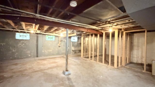 318 S Hamilton Street, Gary, IN 46403
