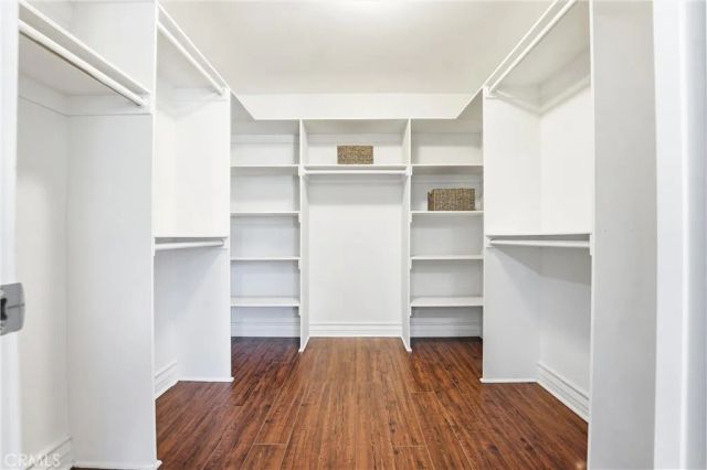 7006 Valmont B, Tujunga, CA 91042