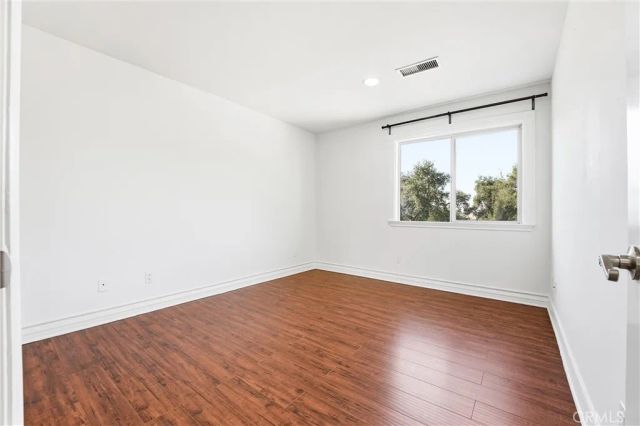 7006 Valmont B, Tujunga, CA 91042