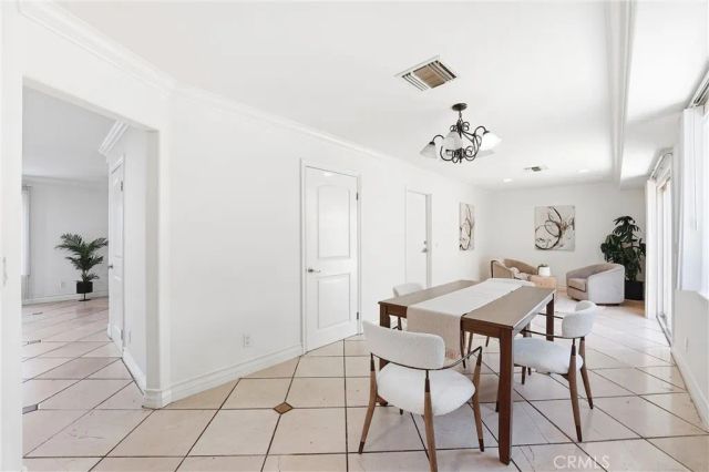 7006 Valmont B, Tujunga, CA 91042