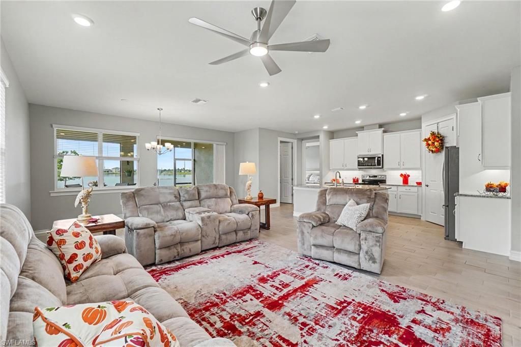 628 Parkshore Lake AVE, CAPE CORAL, FL 33993 — photo 4