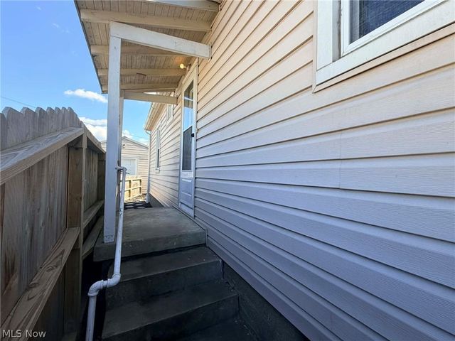 1512 Pine Street, Zanesville, OH 43701