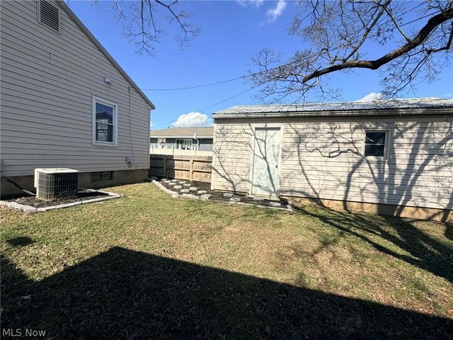 1512 Pine Street, Zanesville, OH 43701