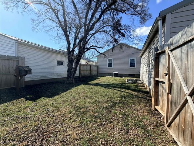 1512 Pine Street, Zanesville, OH 43701