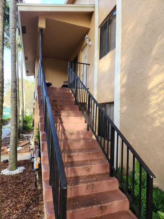6041 N 10th Ave Avenue 225, Greenacres, FL 33463