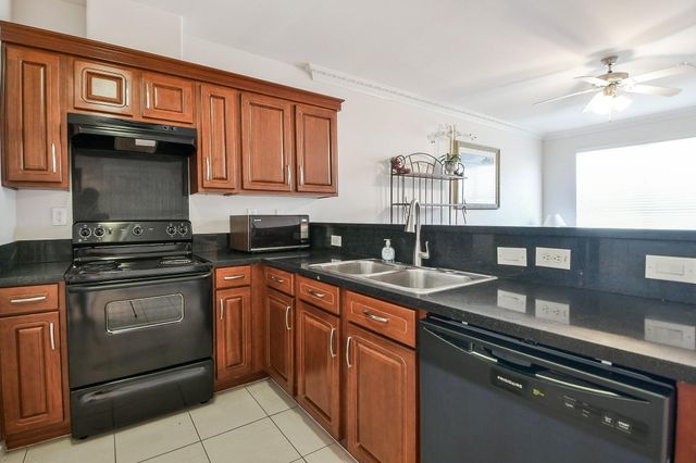 6655 W Sam Houston Parkway S 3K, Houston, TX 77072