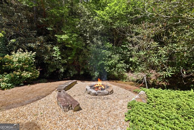 383 Bull Frog Lane, Clayton, GA 30525