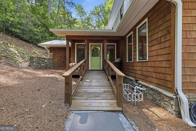 383 Bull Frog Lane, Clayton, GA 30525