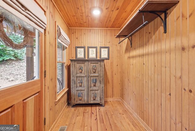 383 Bull Frog Lane, Clayton, GA 30525