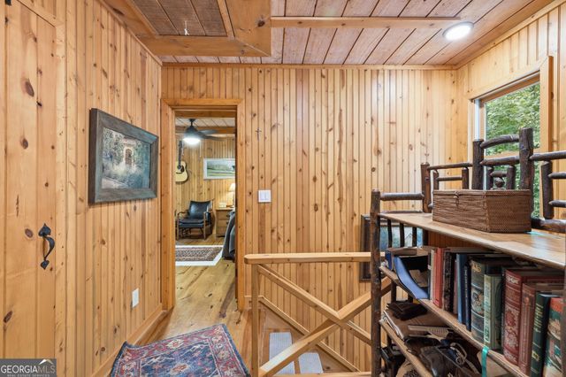 383 Bull Frog Lane, Clayton, GA 30525