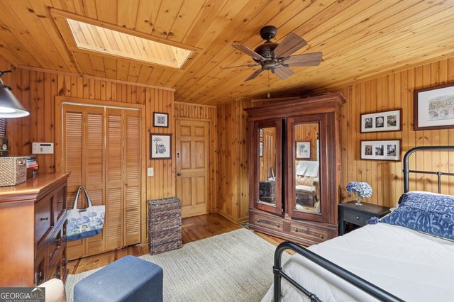 383 Bull Frog Lane, Clayton, GA 30525