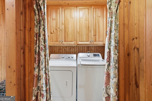 383 Bull Frog Lane, Clayton, GA 30525