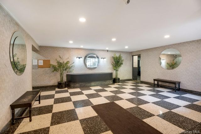 2260 Benson Avenue 1B, Brooklyn, NY 11214