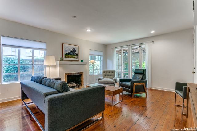 321 KING WILLIAM, San Antonio, TX 78204