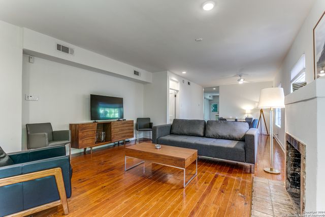 321 KING WILLIAM, San Antonio, TX 78204