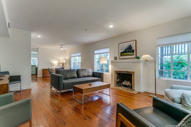 321 KING WILLIAM, San Antonio, TX 78204