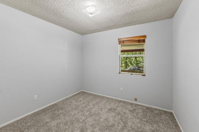 17 Pine Wood Drive, Huntsville, TX 77320