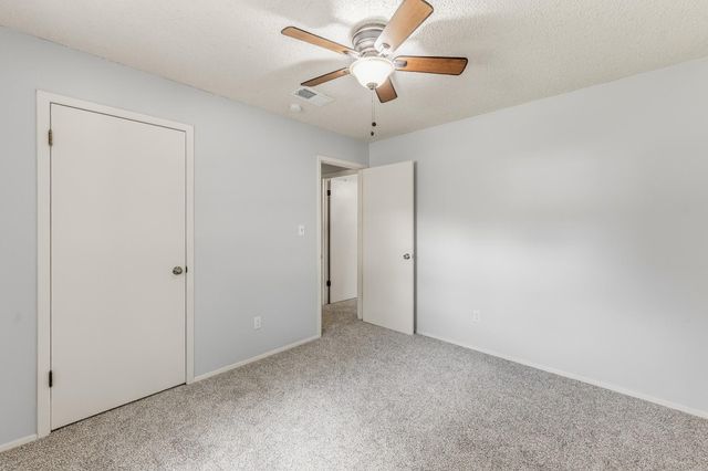 17 Pine Wood Drive, Huntsville, TX 77320